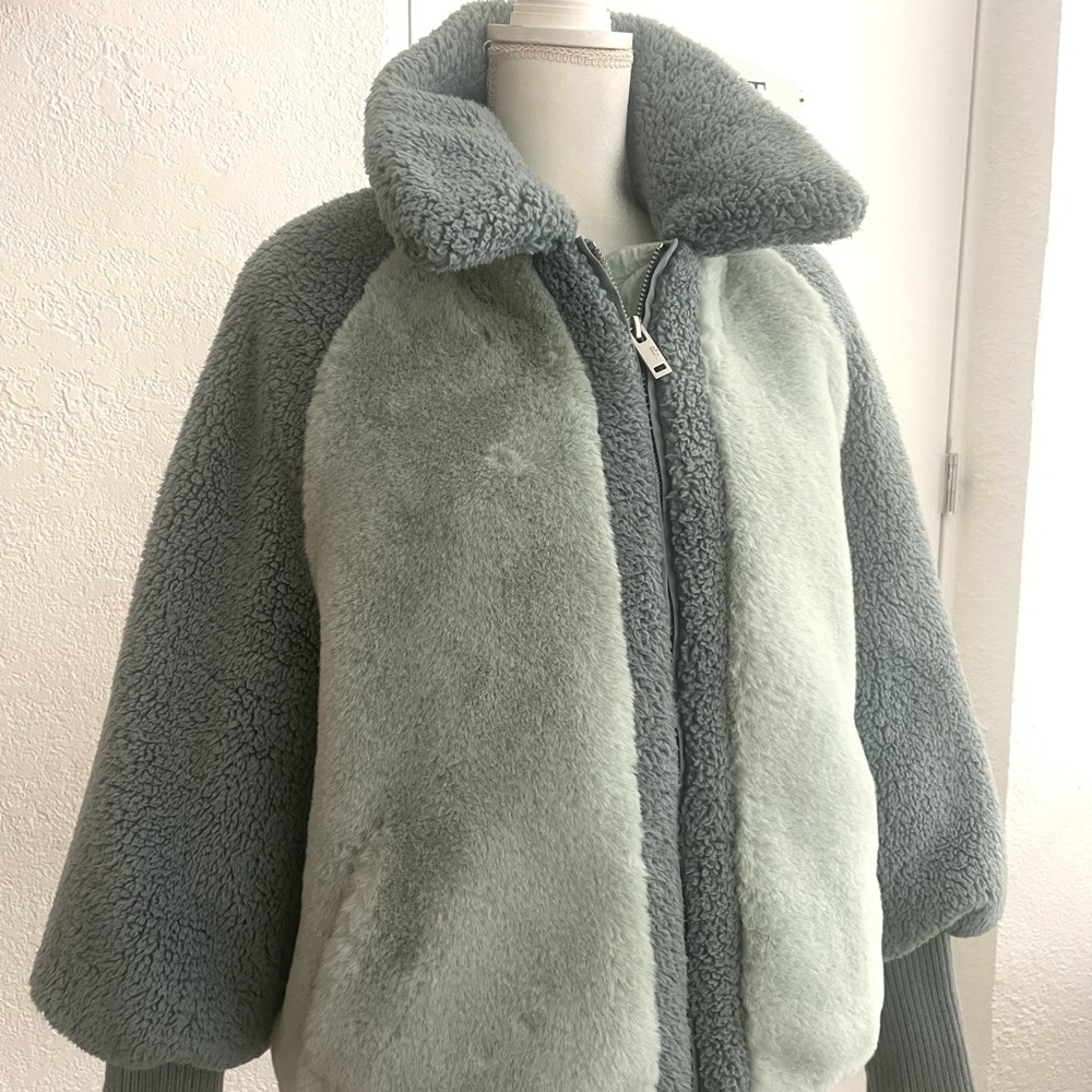 UGG Gray Teddy Jacket Plush Oversized Design